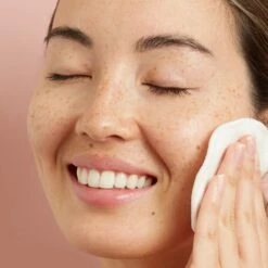 Medik8 Press & Glow -Skin Care Products Store HowtoUseMedik8Press Glow