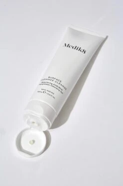 Medik8 Surface Radiance Cleanse -Skin Care Products Store MEDIK8 SurfaceRadianceCleanser 007 1024x fd041837 347a 4f8a 8a23 40207126ae5d