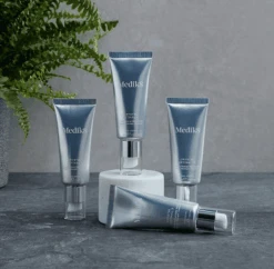 Medik8 Crystal Retinal 1 20 Medik8 Crystal Retinal 1 -Skin Care Products Store Medik8CrystalRetinalRange